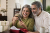How to Choose Anniversary Gifts for Parents in 2026